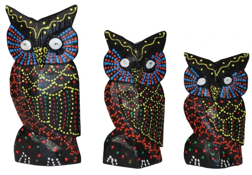 Zestaw trzech sów z drewna  - wys.  10 cm,  12 cm,  14 cm   5606