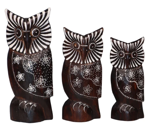 Zestaw trzech sów z drewna  - wys.  15 cm,  18 cm,  22 cm / 4 kolory    11422