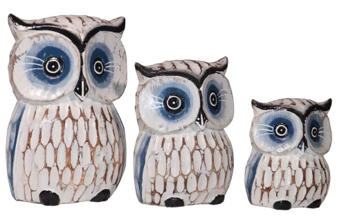 Zestaw trzech sów z drewna  - wys.  12 cm,  15 cm,  20 cm / 3 kolory 36073