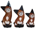 Zestaw trzech kotów z drewna - wys. 10.5 cm, 13 cm, 15 cm / 4 kolory 10887